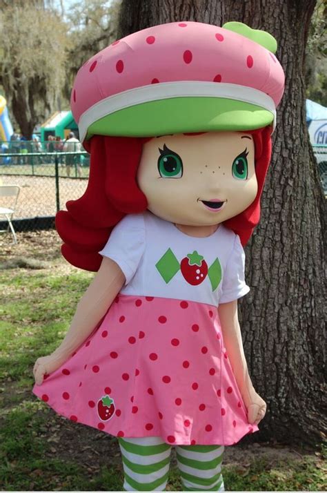 The Artistic Legacy of the Strawberry Shortcake Mascot: A Look at Fan Art and Fan Creations